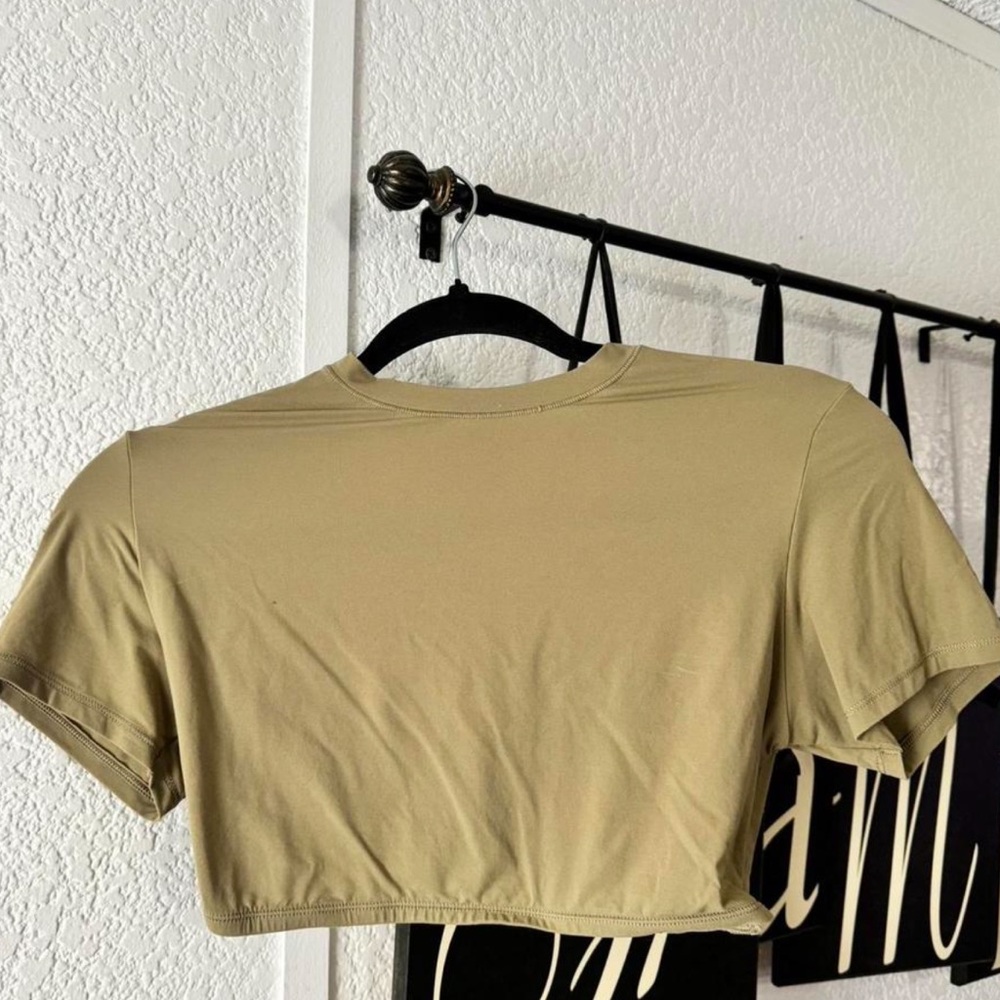 Skims fits everybody cropped tee